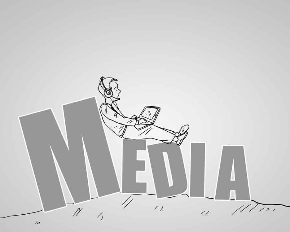 Entrevista a Carlos Fernández, Community Manager de @policia