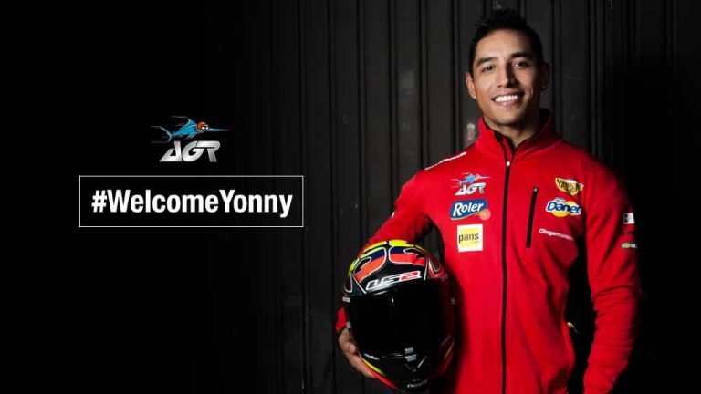 Fotograma sobre el reportaje sobre la llegada de Yonny Hernandez al AGR Team